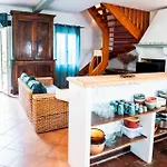 La Maison Des Vendangeurs 펜션 카네트